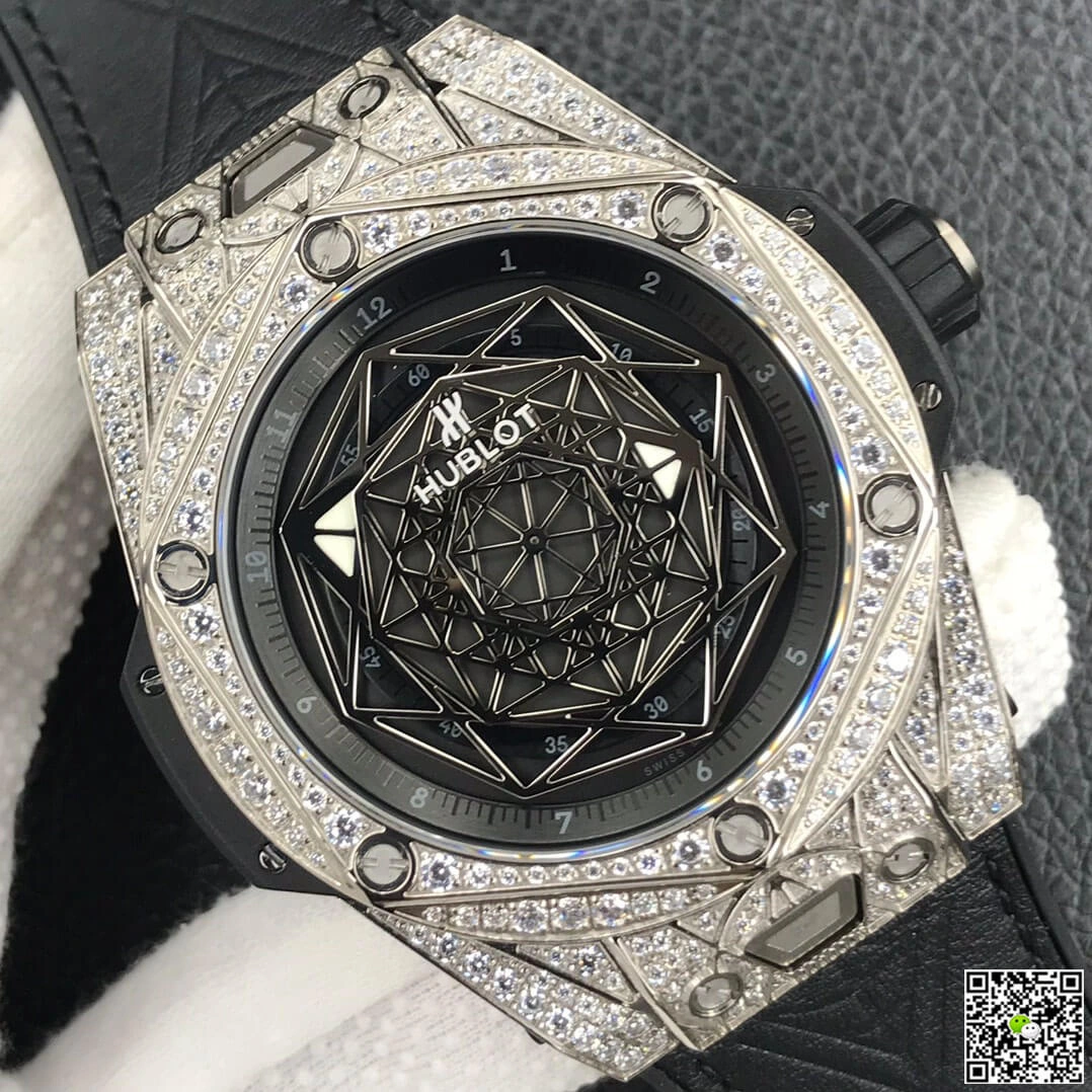 Hublot Big Bang 415.NX.1112.VR.1704.MXM17 WWF Factory 1:1 Best Edition Replica Watch Black Strap